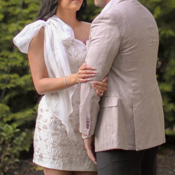 ELLIATT APRIL DRESS IN IVORY - Picture 9 of 10